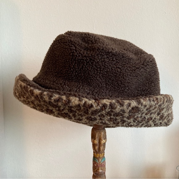 Accessories - Reversible bucket hat